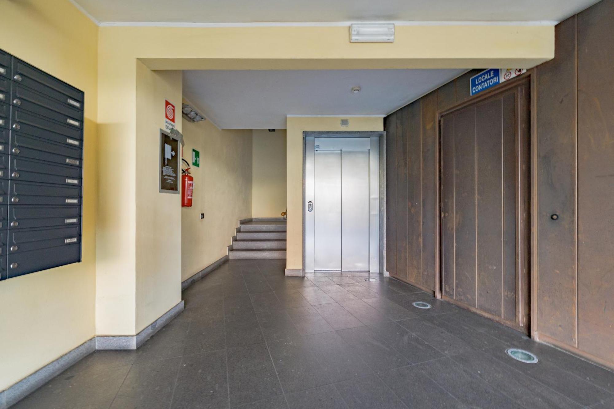 Casa Solare - Eleganza Milanese In Porta Romana Екстериор снимка